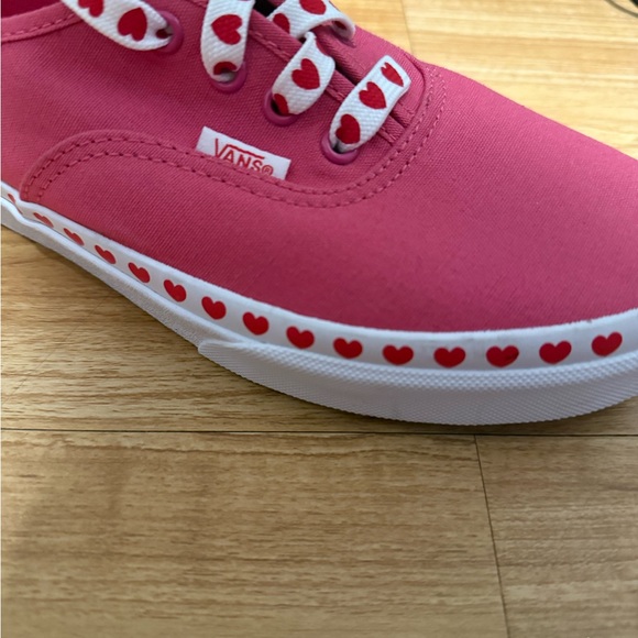 Vans Authentic Pink Sneakers with Heart Foxing & Laces - Juniors 6 (Women's 7.5) - Picture 13 of 14